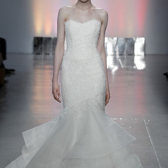 Rivini "Ariana" Wedding dress - Picture 5 of 6